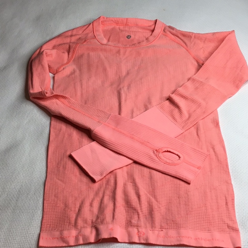 Lululemon Swiftly Tech long sleeved top